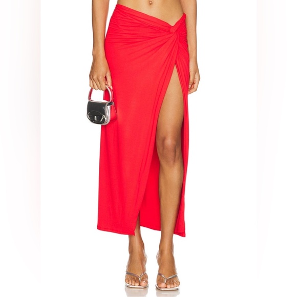 AFRM Lorli Skirt Set in Cherry size M - Picture 3 of 12